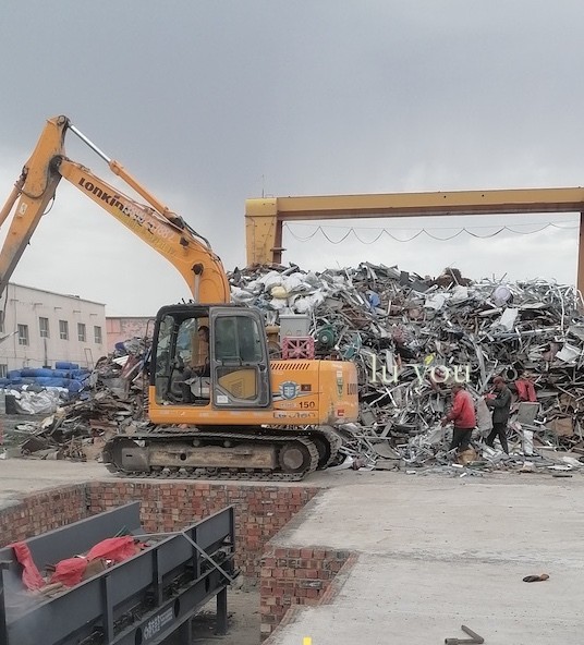 315破碎機(jī)！新疆阿克蘇地區(qū)再添新機(jī)