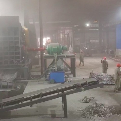 試機(jī)試出來了烏煙瘴氣 ，少了灰塵克星除塵器的幫忙