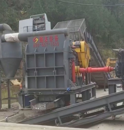 只安裝破碎機(jī)的客戶對(duì)破碎料沒(méi)有純度要求所以沒(méi)有疊加分選線