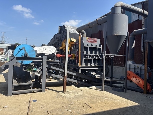 日本千葉地區(qū)315破碎機(jī)安裝結(jié)束等待試機(jī)