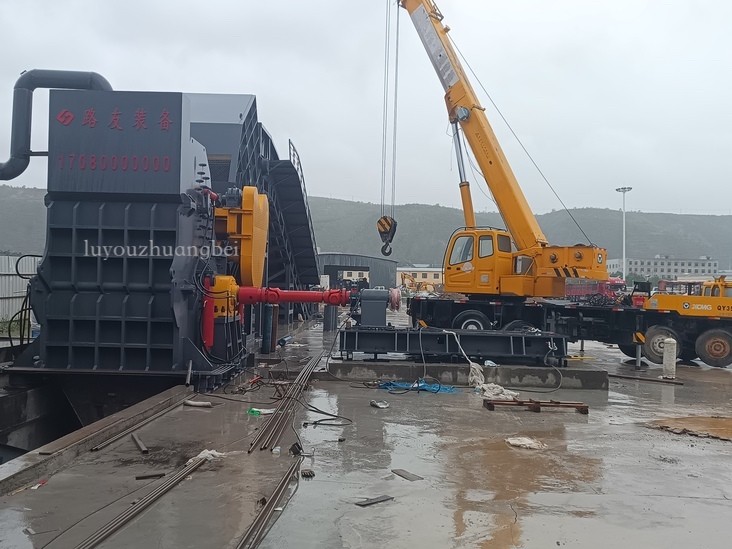 甘肅地區(qū)破碎機安裝接近尾聲