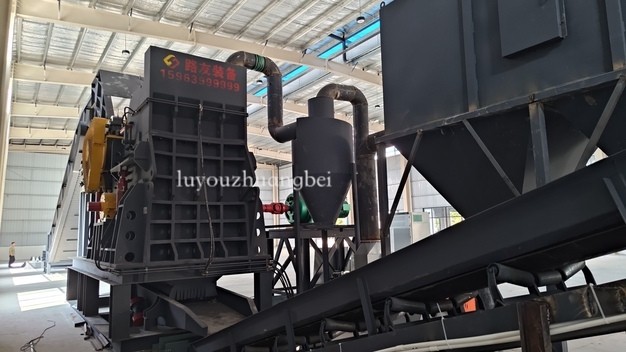 四川雙線（破碎線、分選線）安裝結(jié)束，等待客戶試機指令。